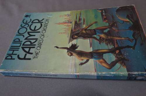 Philip Jose Farmer. The gates of creation.